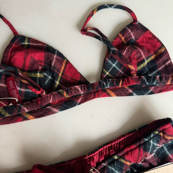 NWT SKIMS FLANNEL SLEEP RED HOLIDAY PLAID SET - Picture 2 of 5